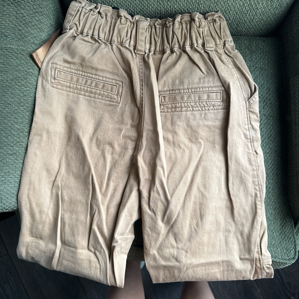 Hollister Ultra High-Rise Tan Pants - Picture 4 of 4